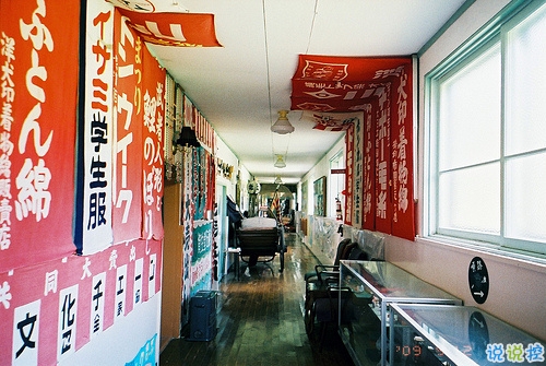 寫給傻傻的自己的心情說說 深夜里感到孤獨思考人生的心情說說2