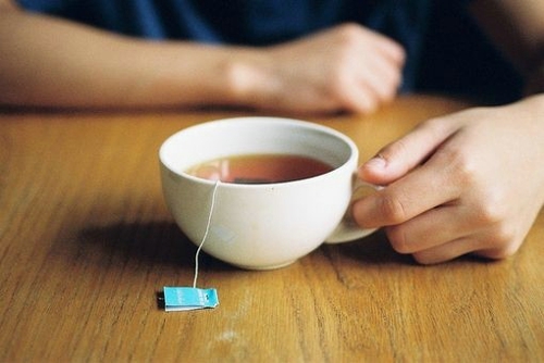 關(guān)于愛(ài)情的簡(jiǎn)單有哲理的句子帶圖片 不要貪心找到那個(gè)對(duì)的人就第一時(shí)間決定吧9