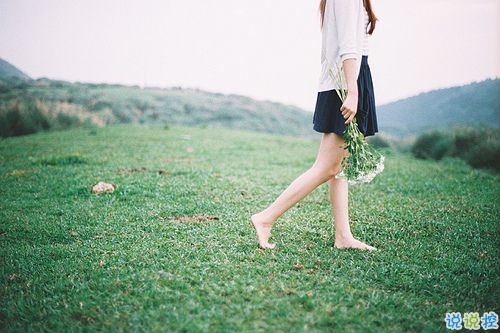 一個(gè)人獨(dú)處時(shí)候的孤獨(dú)是什么感覺(jué)呢？3