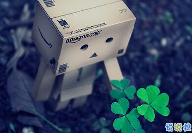 傷感說說看完哭了那種帶圖片精選：我是一個很怕主動聯(lián)系別人的人9