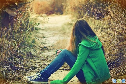 2019微信朋友圈個(gè)性說說配圖 手機(jī)有電錢包有錢比什么都好14