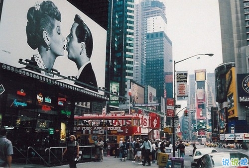 生活很累很現(xiàn)實的傷感說說 感到壓抑壓力很大的傷感說說2