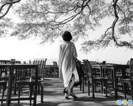 生活很苦很累的個性說說配圖 一個人撐得好辛苦經(jīng)典說說帶圖片9