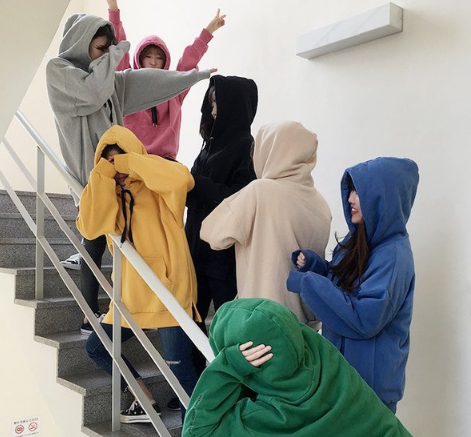 致閨蜜心情圖片說說帶字：感謝在最美的年華遇見你16