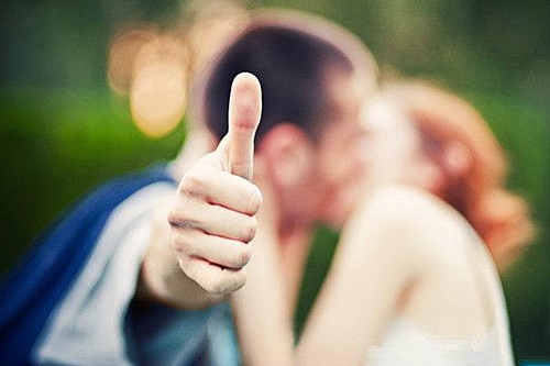 關(guān)于夏天的唯美文藝說(shuō)說(shuō)帶圖片 夏有彤云蔚然成風(fēng)11