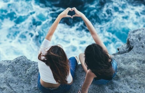 致閨蜜心情圖片說說帶字：感謝在最美的年華遇見你4