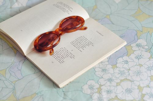 關(guān)于青春和成長(zhǎng)的適合文藝女生發(fā)說(shuō)說(shuō)的句子帶圖片1