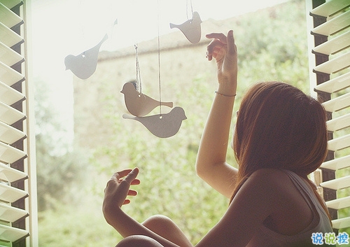 00后最傷感愛(ài)情悲傷說(shuō)說(shuō)帶圖片 你走吧去往你的陽(yáng)春三月2