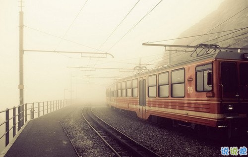 2019最火爆的朋友圈愛情經(jīng)典說說配圖 句句是真理愛情說說帶圖片9