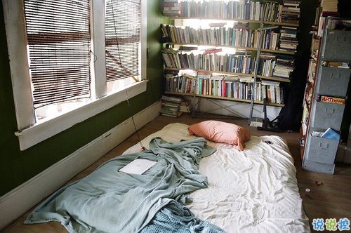 女生發(fā)朋友圈可愛搞怪的句子帶圖片 最新微信搞笑說(shuō)說(shuō)大全7