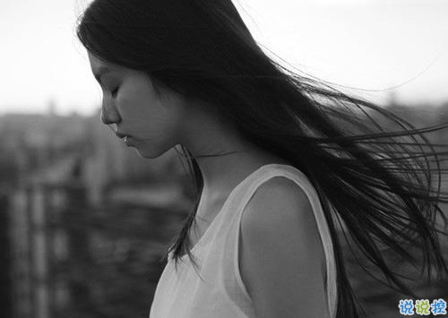 一個(gè)人獨(dú)處時(shí)候的孤獨(dú)是什么感覺(jué)呢？14