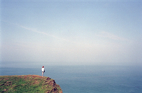 關(guān)于夏天的唯美文藝說(shuō)說(shuō)帶圖片 夏有彤云蔚然成風(fēng)9