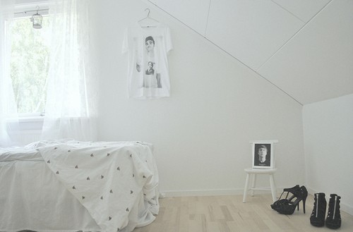 關(guān)于愛情的傷感難過(guò)句子帶圖片 我們兩個(gè)之間的進(jìn)度條可能也就只到這里了吧8