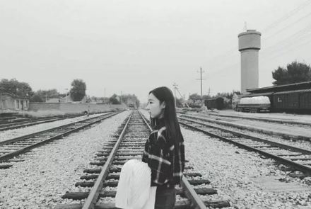 2018最新寫給傻傻的自己配圖 傻傻的話寫給自己一段話圖片4