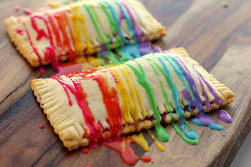 關于青春人生成長的經典哲理說說帶圖片 生活不只眼前的茍且還有詩和遠方的田野3