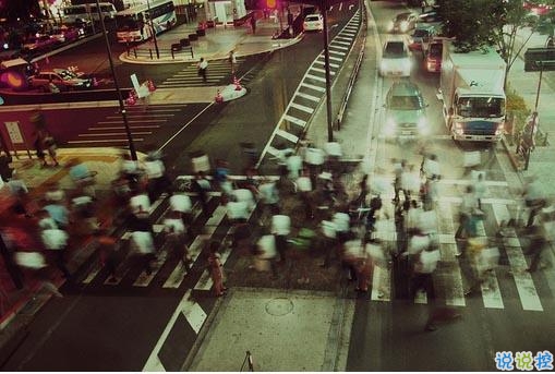 最新難過(guò)到心碎的傷感圖片說(shuō)說(shuō) 暗戀這場(chǎng)獨(dú)角戲10