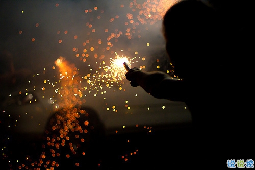 感情特別喪的說說輸?shù)靡粩⊥康?一個人回憶過去的傷感說說1