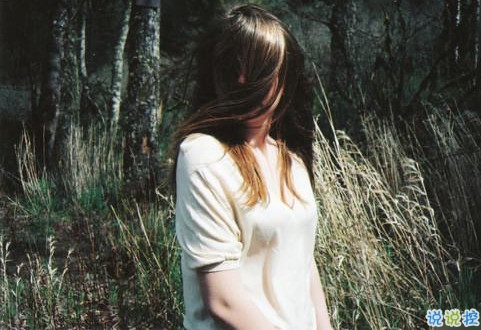 文字控偏愛(ài)的文藝小清新簡(jiǎn)單的唯美句子帶圖片10