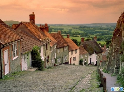 簡單一句話經(jīng)典說說人生哲言 前進的腳步從未停止的人生經(jīng)典說說2