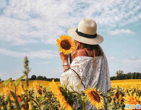 告訴自己要堅(jiān)強(qiáng)的勵(lì)志暖心經(jīng)典說(shuō)說(shuō)大全2018 相信一切都會(huì)過(guò)去的1