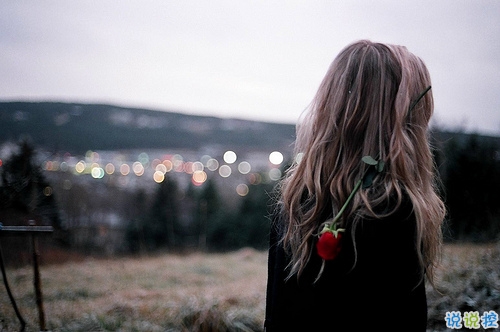 傷感愛情說說一個人的愛情很難過 特別傷感的愛情說說深夜默默哭泣1