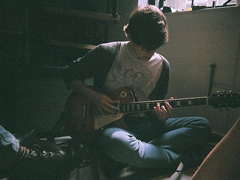 關(guān)于成長(zhǎng)和青春的個(gè)性說說 很成熟很現(xiàn)實(shí)的個(gè)性說說