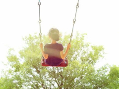 從生活中悟出的人生哲理經(jīng)典說說 太經(jīng)典了的人生現(xiàn)實(shí)說說可以發(fā)微博