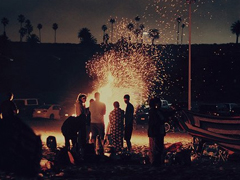 現(xiàn)實(shí)又很扎心的一句話經(jīng)典說說 寫給自己的經(jīng)典一段話說說