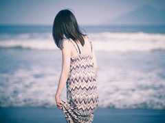 那些觸動心弦的經(jīng)典說說大全 有些心酸的經(jīng)典說說