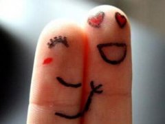 經(jīng)典搞笑的QQ說說：一個(gè)人怕孤獨(dú)，兩個(gè)人怕懷孕