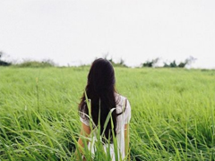 關于敏感人的說說帶圖片 敏感的人會怎么自我折磨