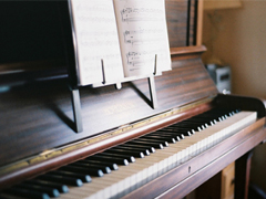 一句話經(jīng)典愛(ài)情說(shuō)說(shuō)帶圖片 長(zhǎng)大后我們都得學(xué)會(huì)的愛(ài)情哲理