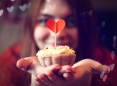 成熟說(shuō)說(shuō)帶圖片：感情不是說(shuō)說(shuō)而已，我們已經(jīng)過(guò)了耳聽(tīng)愛(ài)情的年紀(jì)