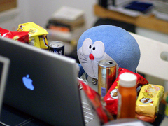 關(guān)于孤獨(dú)的經(jīng)典說(shuō)說(shuō)配圖 一個(gè)人孤獨(dú)的說(shuō)說(shuō)心情短語(yǔ)