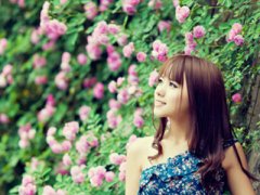 QQ空間說說圖片素材：因?yàn)樵缟虾捅桓C分手，現(xiàn)在被窩對我十分冰冷