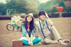 QQ空間動(dòng)態(tài)說說帶圖片：別對(duì)我太好，免得我以身相許你又不要