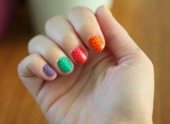 QQ空間圖片說(shuō)說(shuō)：沒(méi)有什么事是放不下的，放不下是因?yàn)槟氵€不夠痛