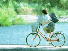 文字控關于青春成長的唯美說說和圖片 年華是一場無聲劇