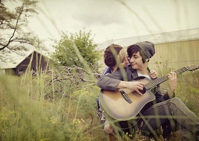 文藝說說帶圖片：就算世界荒蕪，總有一個人會是你的信徒