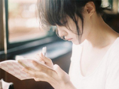 qq空間英文勵(lì)志說說帶圖片 失落時(shí)候必聽的一些話