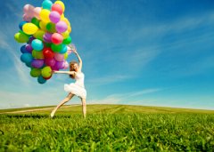 經(jīng)典說說圖片：陪你開槍的有很多， 替你擋子彈的卻很少