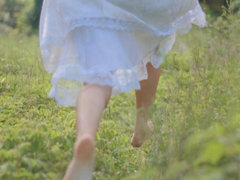 愛情中的甜蜜小句子 喜歡一個人的文藝小清新說說帶圖片