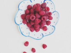 戀愛時(shí)的甜蜜小情話溫柔的句子帶圖片 我奔向你就像奔向未來