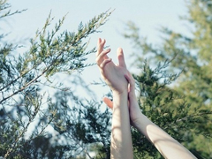 分手后的心酸難過傷感圖片說說 關于愛情我們誰都沒有錯