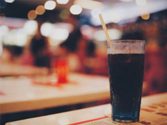 2019情人節(jié)一個(gè)人過(guò)的說(shuō)說(shuō)帶圖片 情人節(jié)傷感心情說(shuō)說(shuō)配圖