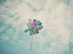 一個(gè)人掙扎的說說傷感心累帶圖片 睡不著心里不舒服的說說