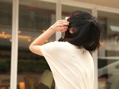 送給孤獨(dú)的自己的傷感說(shuō)說(shuō)配圖 看完想哭的傷感說(shuō)說(shuō)