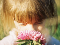 00后最傷感愛(ài)情悲傷說(shuō)說(shuō)帶圖片 你走吧去往你的陽(yáng)春三月