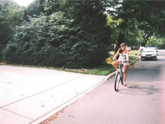 有時(shí)幸福又難過傷感的說說帶圖 暗戀是一個(gè)人的兵荒馬亂