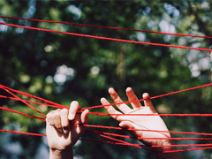 一個(gè)人獨(dú)處時(shí)的孤獨(dú)寂寞的說(shuō)說(shuō)帶圖片 你有看過(guò)凌晨三點(diǎn)的星星嗎